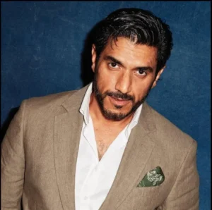 The Asset Afshin Firouzi Brown Blazer