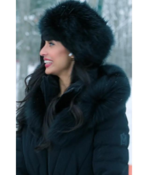 Jameela Jamil A Merry Little Ex-Mas Black Fur-Trim Coat
