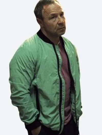 Adolescence-2025-Stephen-Graham-Green-Jacket-400x533-1.webp