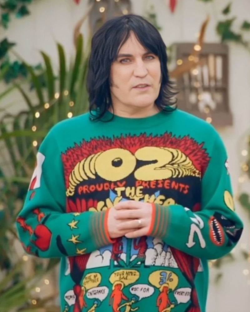 Great-British-Bake-Off-Noel-Fielding-Green-Printed-Sweater.png