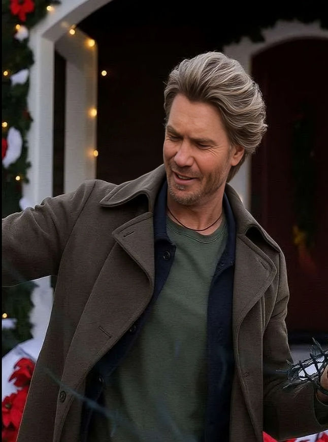 Joy-To-The-World-Chad-Michael-Murray-Jacket-2.png