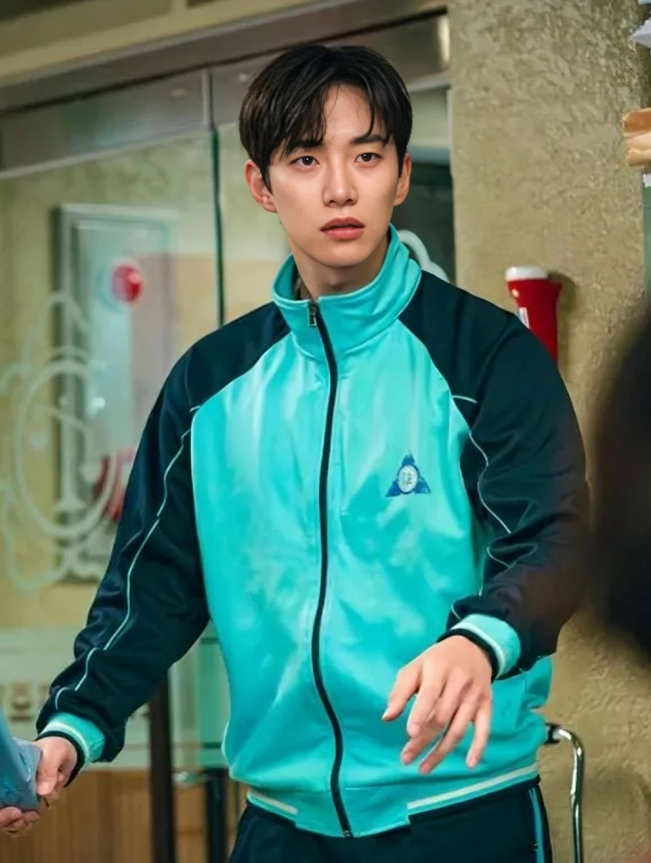 Lee-Jun-ho-Cashero-S01-Track-Jacket-1.png