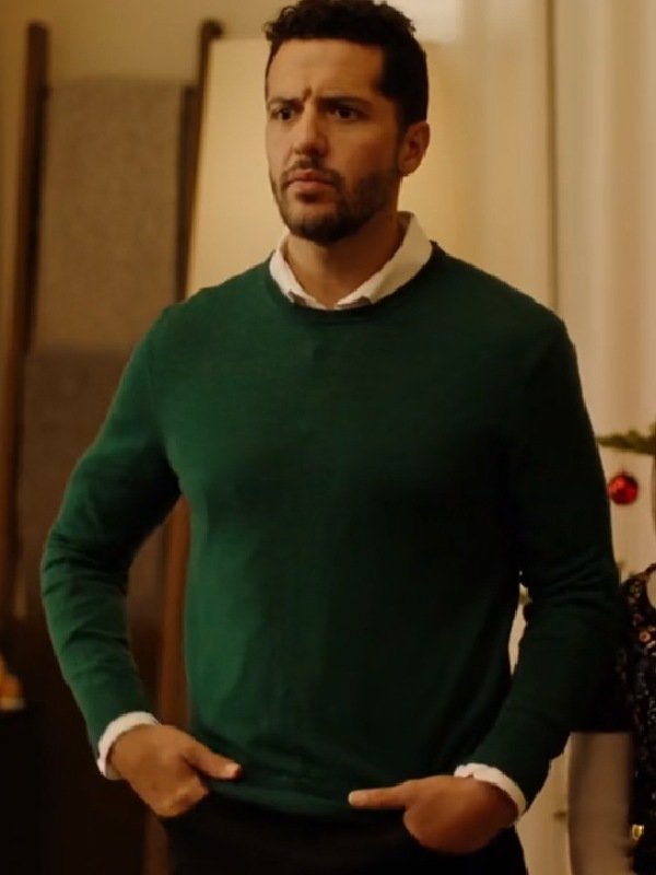 Moms-Christmas-Boyfriend-Zach-Smadu-Green-Sweater.jpg