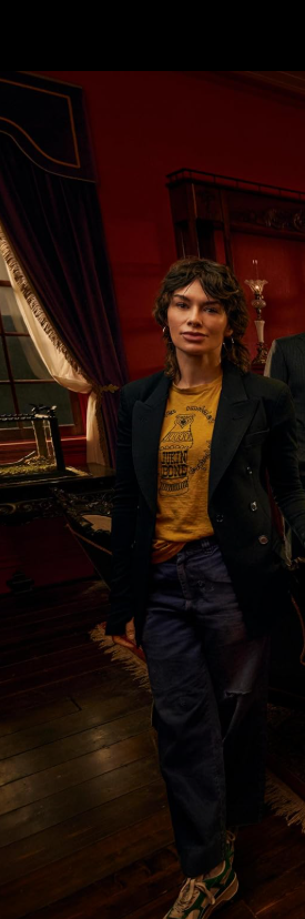 Lena Headey The Abandons Blazer