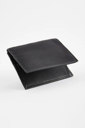 Bi-fold Black Wallet