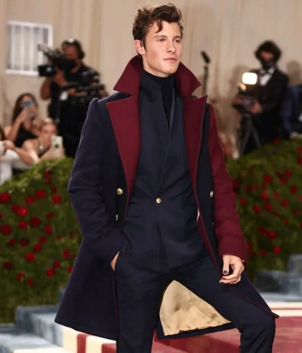 met-gala-shawn-mendes-blue-and-maroon-trench-wool-coat-scaled-1.webp