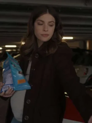 Lea Dilallo The Good Doc­tor S06 Maroon Coat